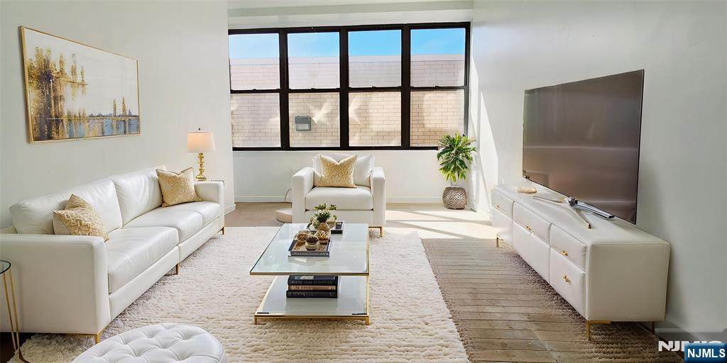 30 Howe - Photo 1