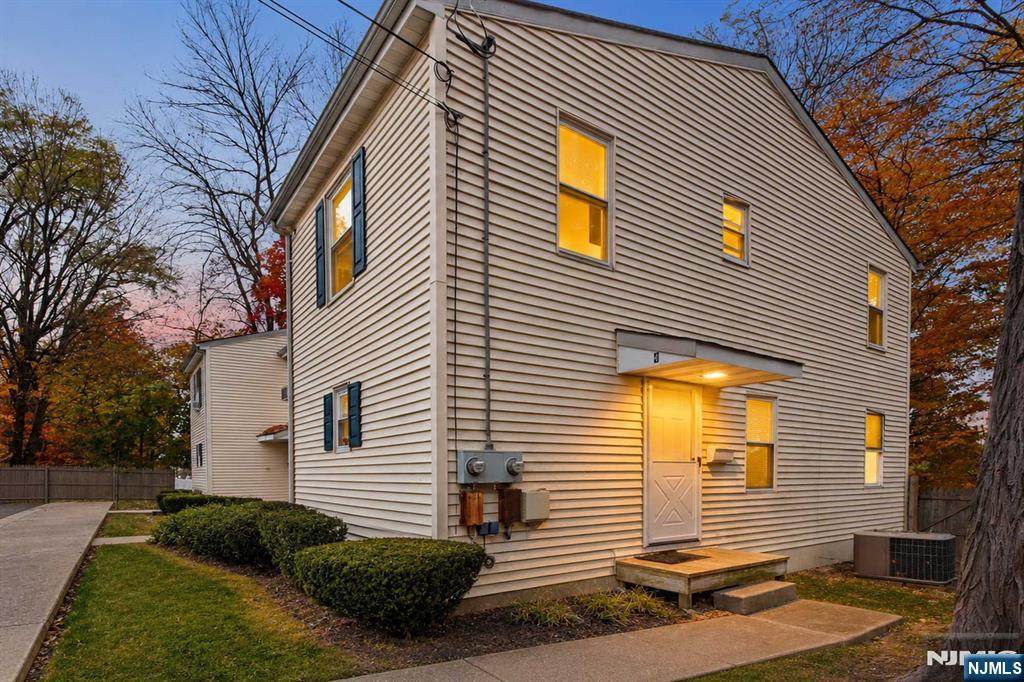 2 Cottage - Photo 1
