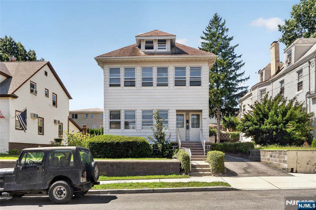 290 Lafayette - Photo 1