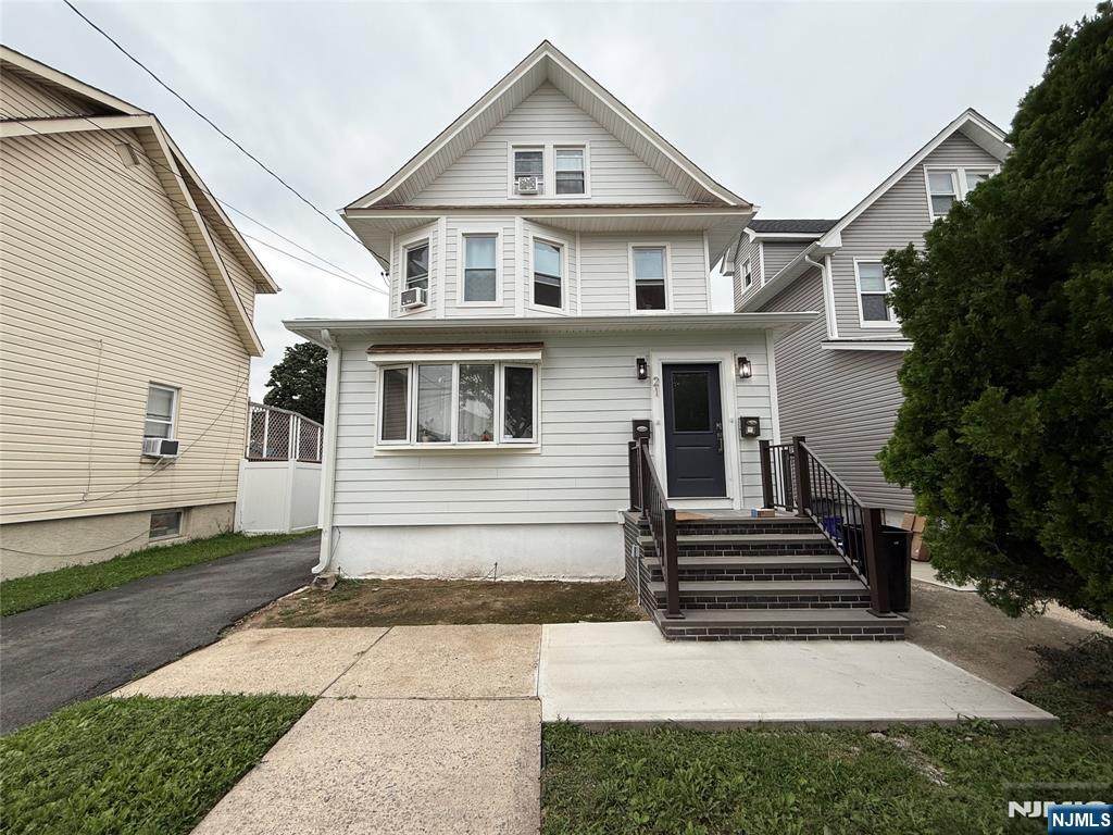 21 Livingston - Photo 1