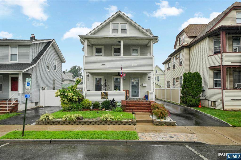 74 Christie - Photo 1