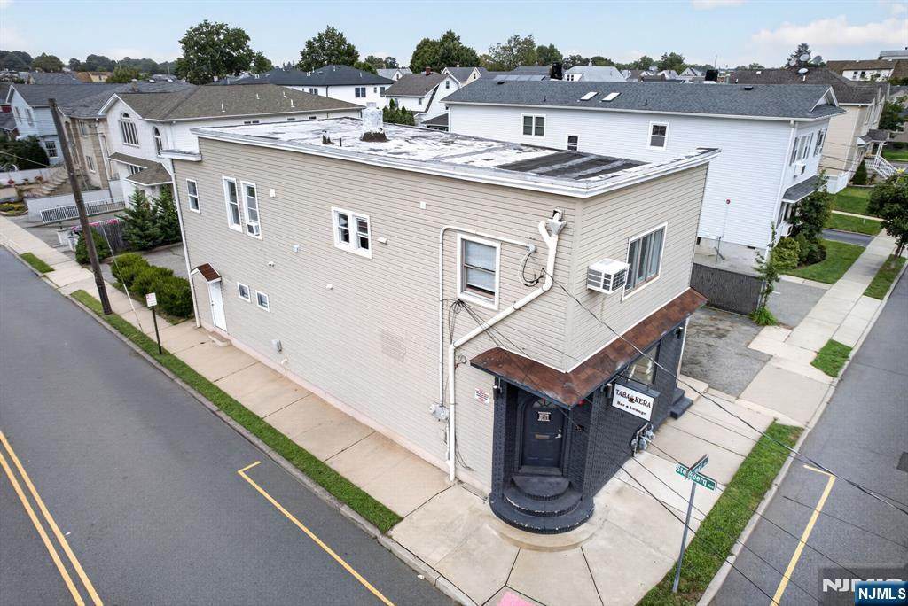 323 Semel Avenue - Photo 1