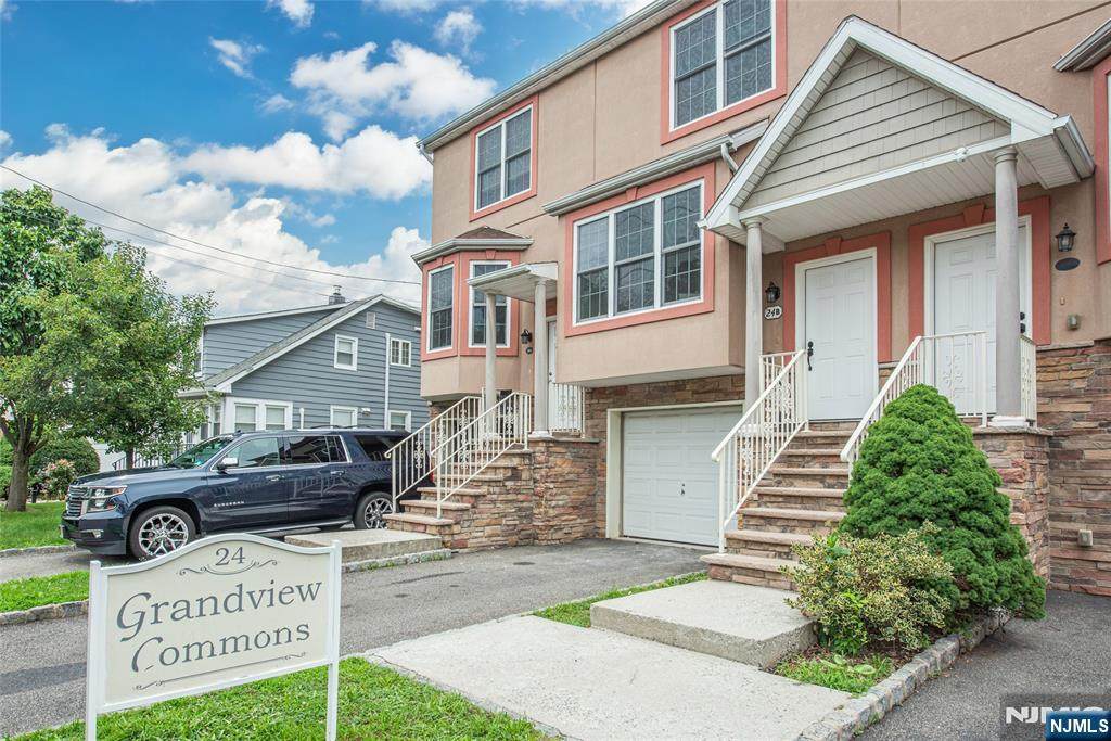 24 Van Pelt - Photo 1