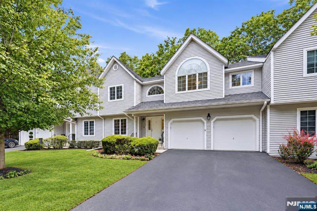 3 Drake Drive - Photo 1