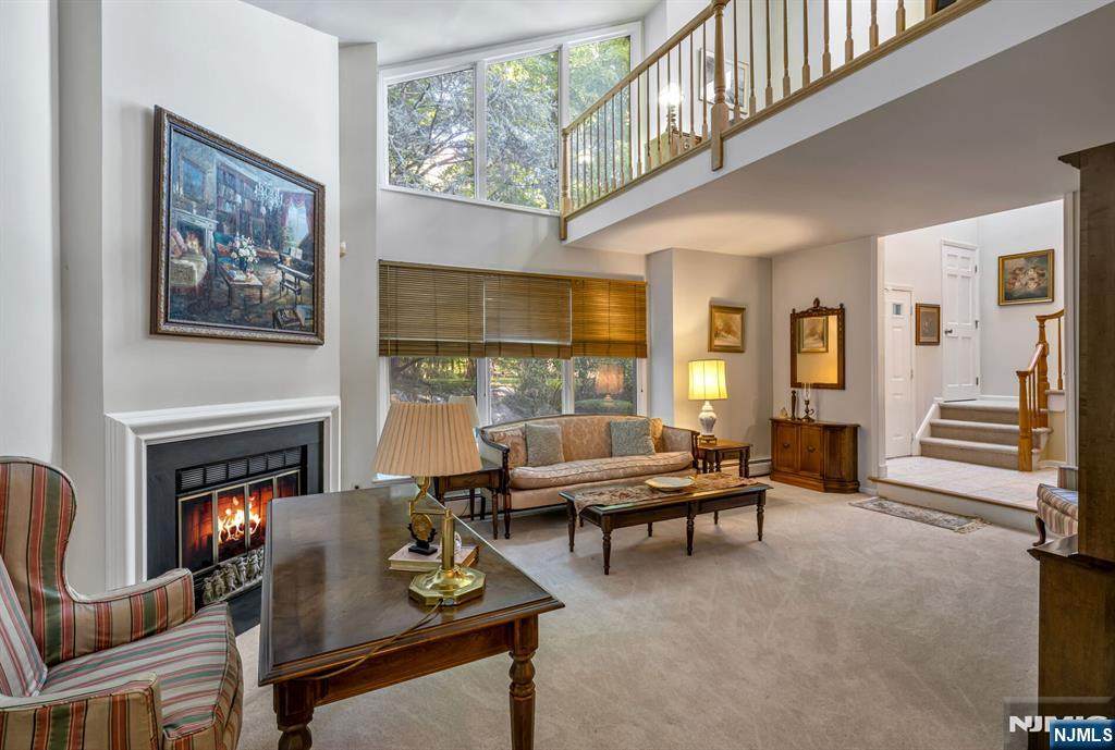 15 Bentley Drive - Photo 1