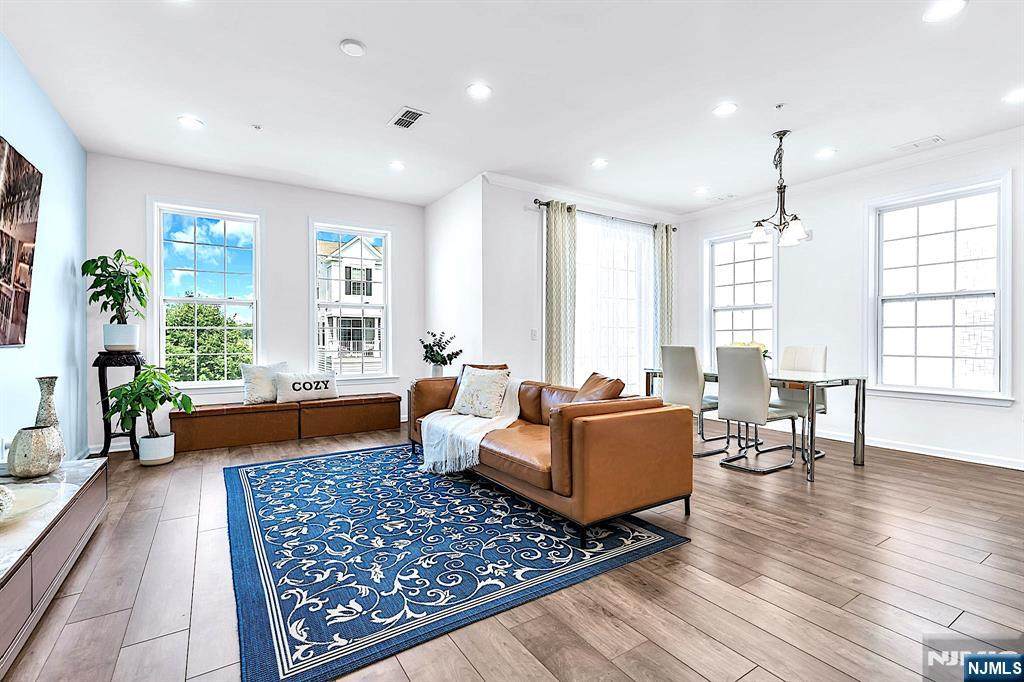 266 Aspen Drive - Photo 1