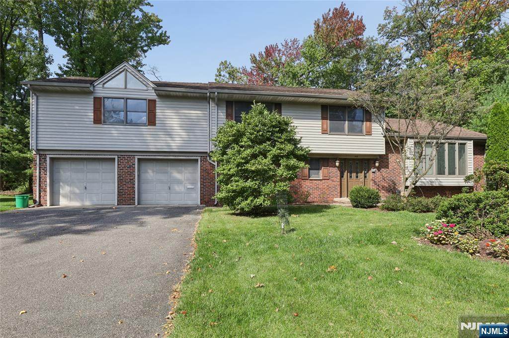 612 Floyd Street - Photo 1