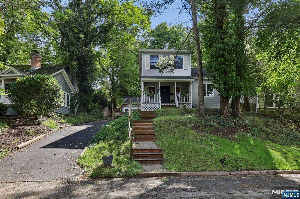 6 Valley Place - Photo 1
