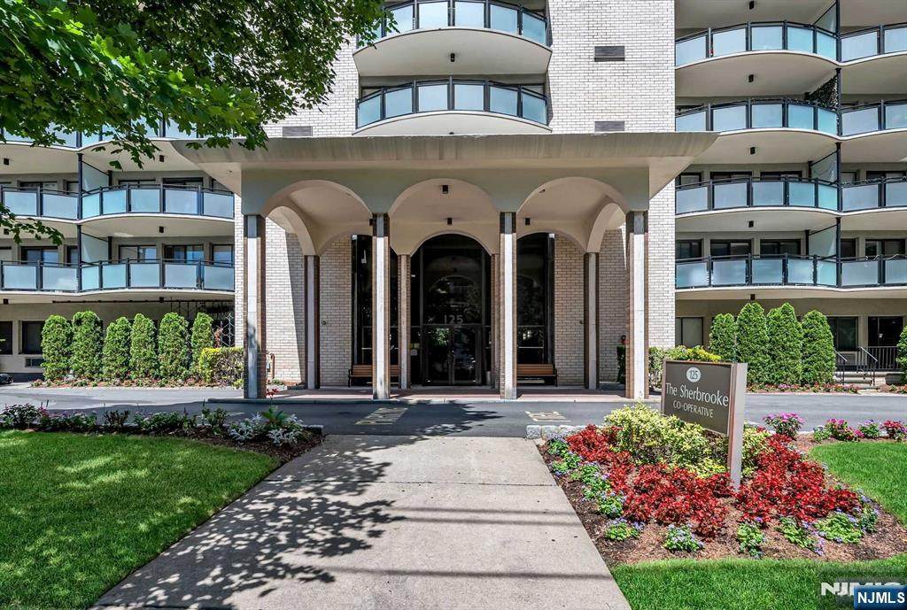 125 Prospect Avenue - Photo 1