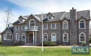 38 Crescent Drive - Photo 1