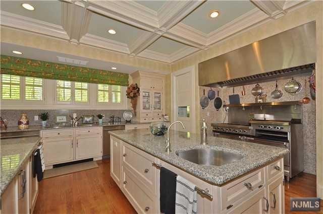18 Deer Trail - Photo 1