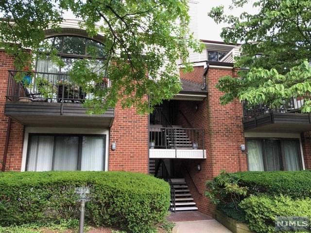 8 London Court - Photo 1