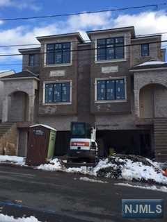 524 4th Street - Photo 1
