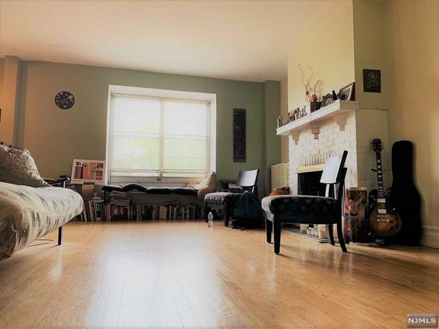 100 Palisade Avenue - Photo 1