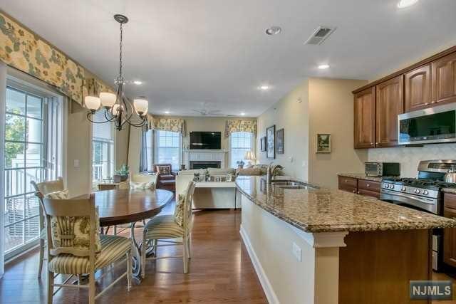 609 Four Seasons Lane - Photo 1