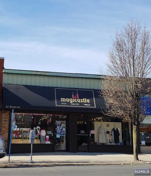321 Broad Avenue - Photo 1