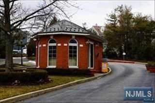 830 Roanoke Court - Photo 1