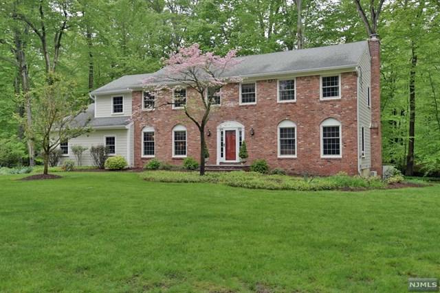 16 Cambridge Drive - Photo 1