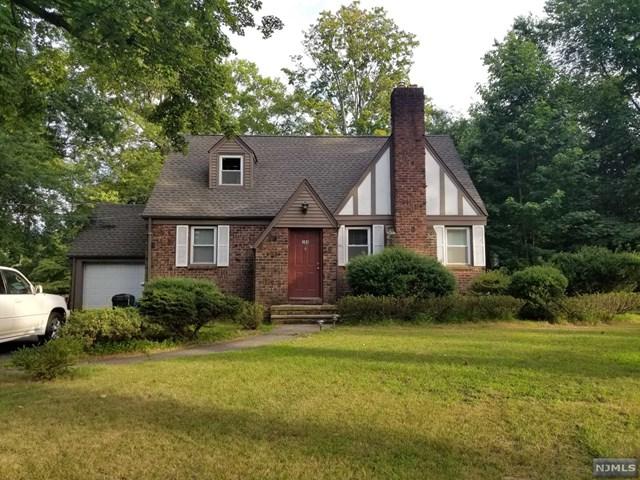 184 The Parkway - Photo 1