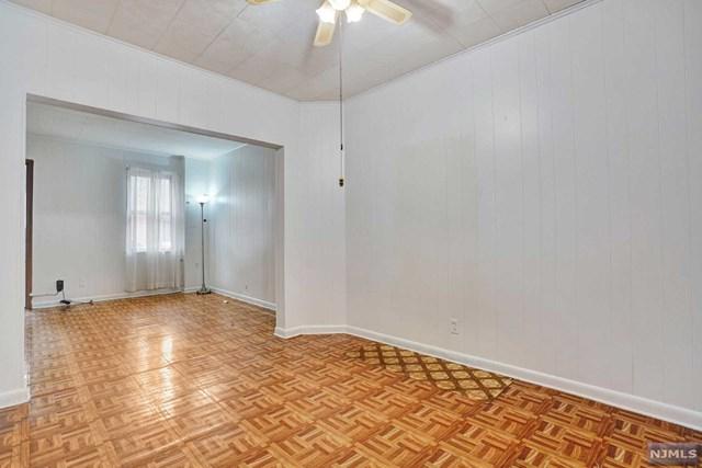 119 Willow Terrace - Photo 1