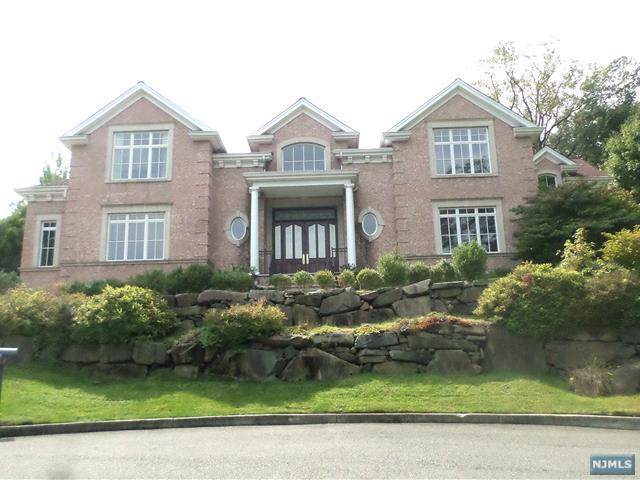 51 Mcdermott Way - Photo 1