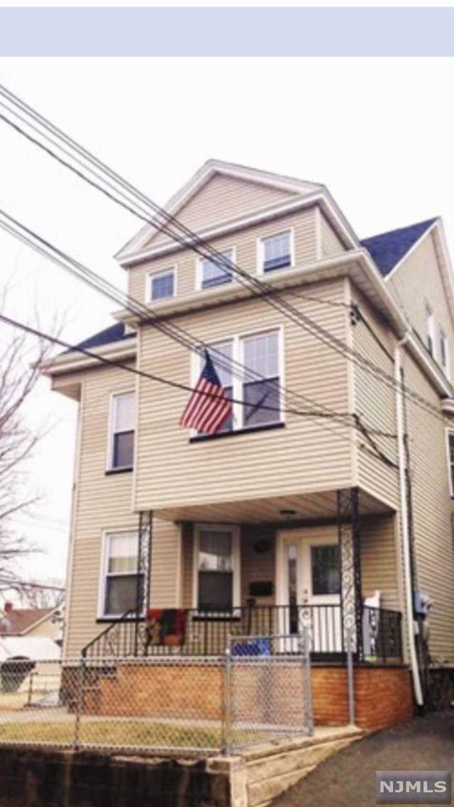 418 Chestnut Street - Photo 1