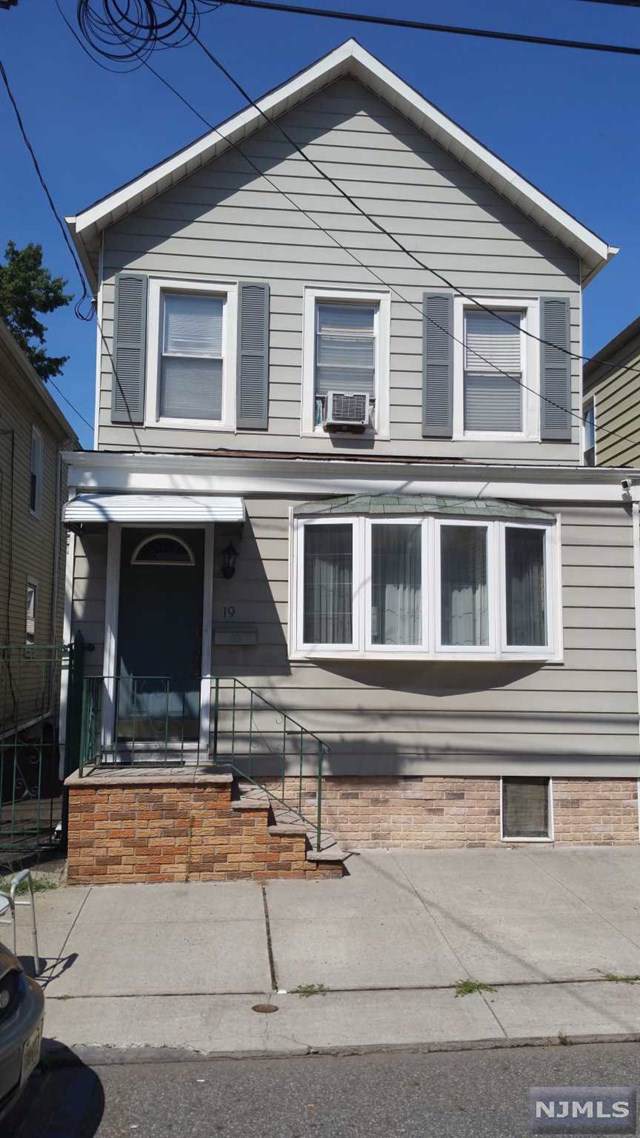 19 Maple Street - Photo 1
