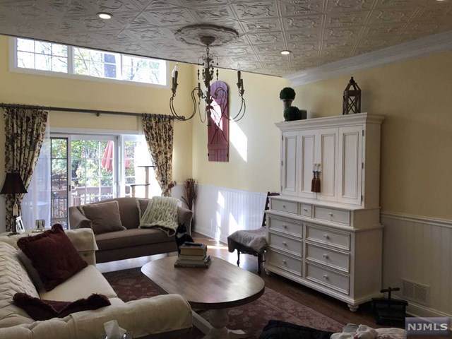 44 Bovensiepen Court - Photo 1