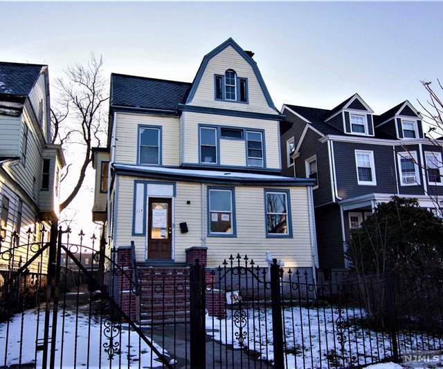 217 Rutledge Avenue - Photo 1
