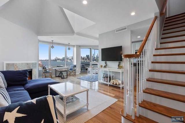 600 Harbor Boulevard - Photo 1