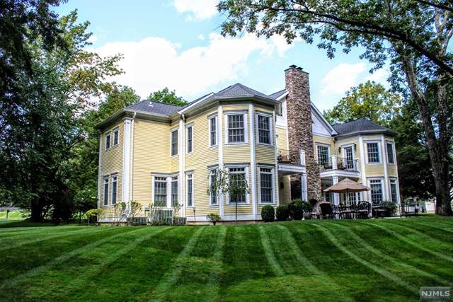 16 Winding Way - Photo 1