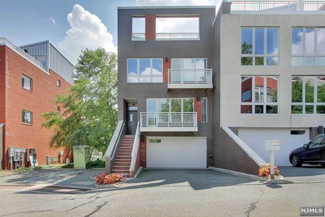 17 Vela Way - Photo 1