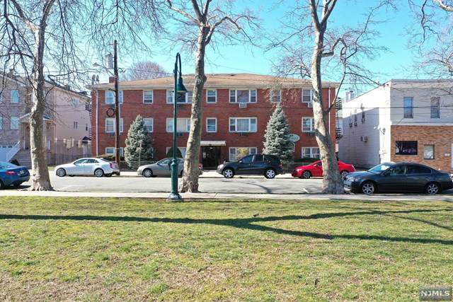 475 Elm Street - Photo 1