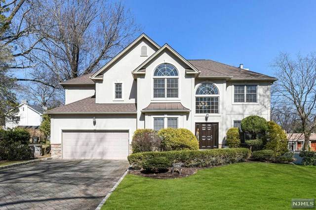 19 Laurel Road - Photo 1