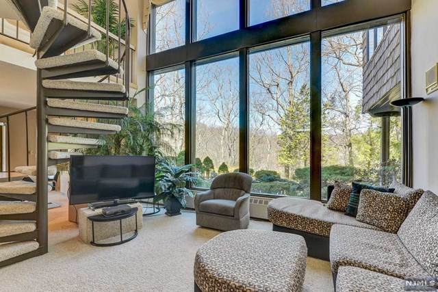 142 Magee Road - Photo 1