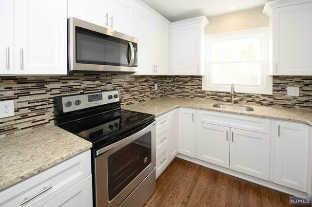 105 Parkway - Photo 1