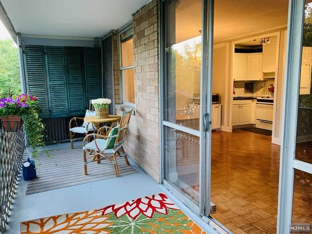 530 Valley Road - Photo 1