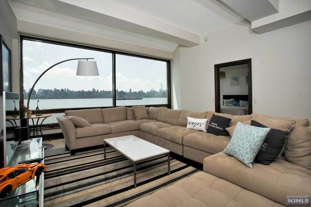 9 Somerset Lane - Photo 1