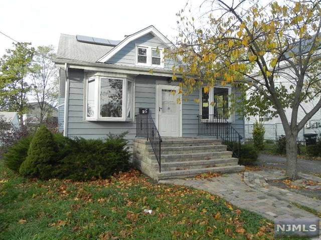 27 Roosevelt Street - Photo 1