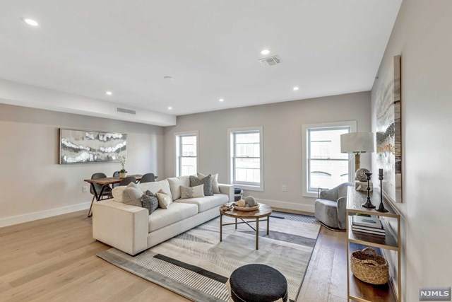 223 Montgomery Street - Photo 1