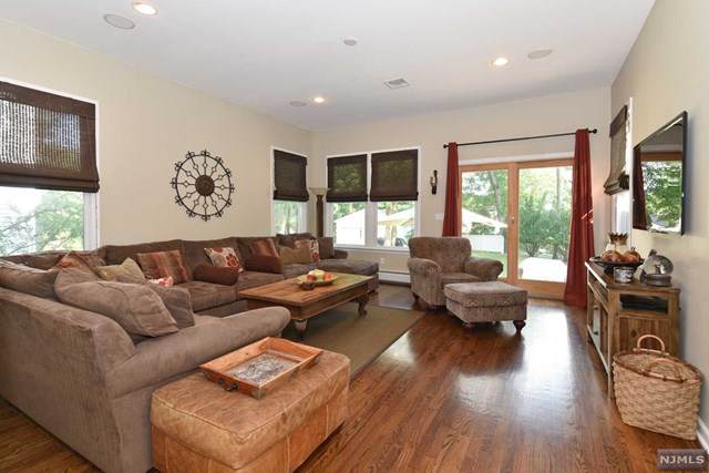 365 Maple Avenue - Photo 1