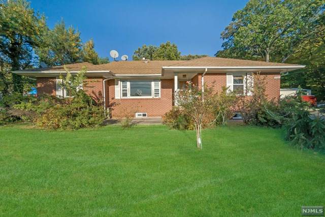 2082 Hamburg Turnpike - Photo 1