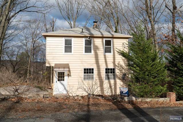 19 Skyland Avenue - Photo 1