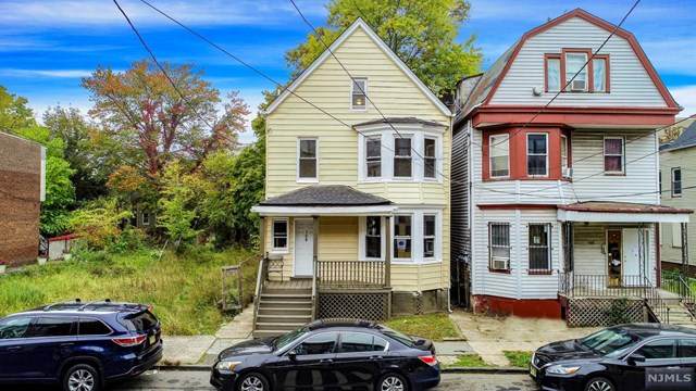 109 9th Street - Photo 1
