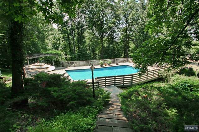 3 Highwood Place - Photo 1