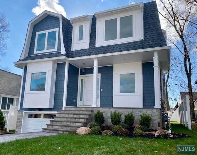 8 Avon Court - Photo 1