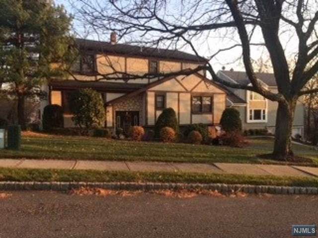 20 Roseland Avenue - Photo 1