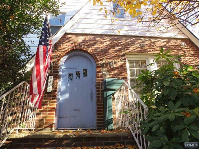 249 Ottawa Avenue - Photo 1