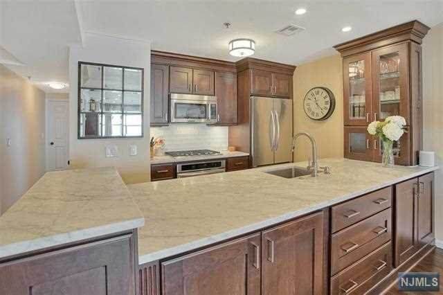 220 Jefferson Street - Photo 1