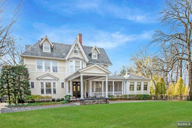 276 Linden Avenue - Photo 1